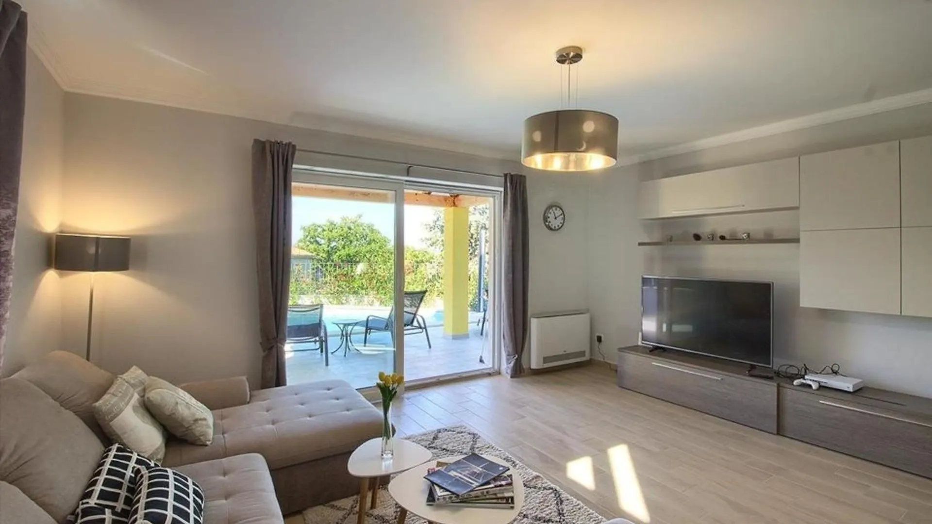 Ferienhaus Mit Privatpool Fuer 8 Personen Ca 120 Qm In Mugeba, Istrien Istrische Riviera Mugeba