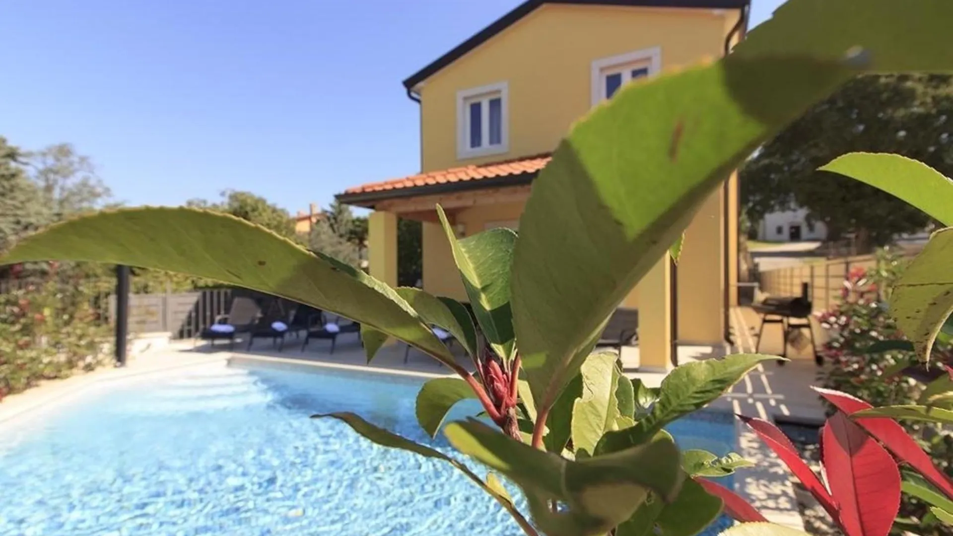 Holiday home Ferienhaus Mit Privatpool Fuer 8 Personen Ca 120 Qm In Mugeba, Istrien Istrische Riviera