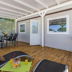 Zelena Laguna Mobile Homes Prázdninový areál